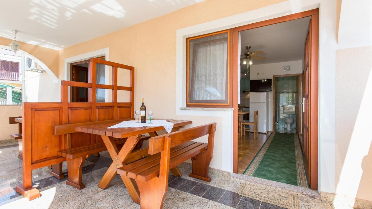 Apartment Branko Šilo Εξωτερικό φωτογραφία